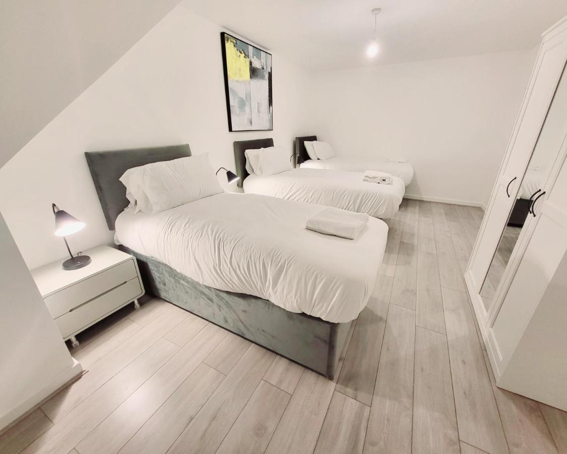 Garland Modern 2 Bedroom Apartment With Parking London พลัมสเตด ภายนอก รูปภาพ