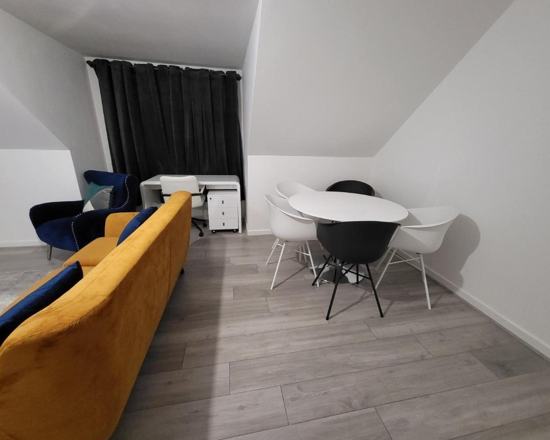 Garland Modern 2 Bedroom Apartment With Parking London พลัมสเตด ภายนอก รูปภาพ
