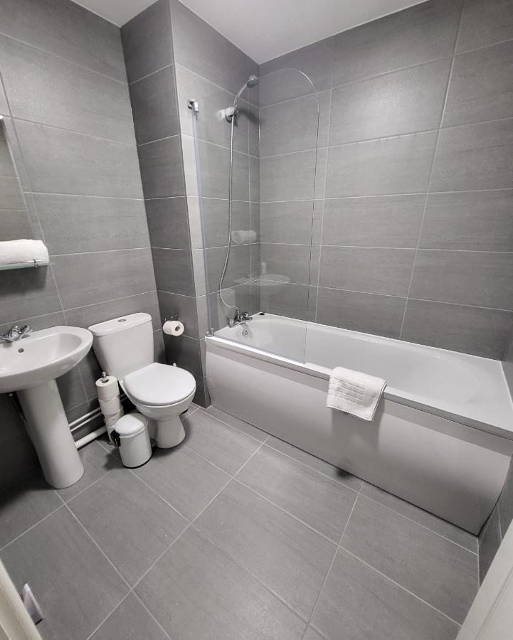 Garland Modern 2 Bedroom Apartment With Parking London พลัมสเตด ภายนอก รูปภาพ